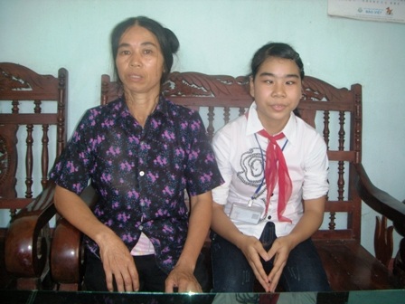 Cô học trò khiếm thị chỉ mong có bộ sách giáo khoa - 1